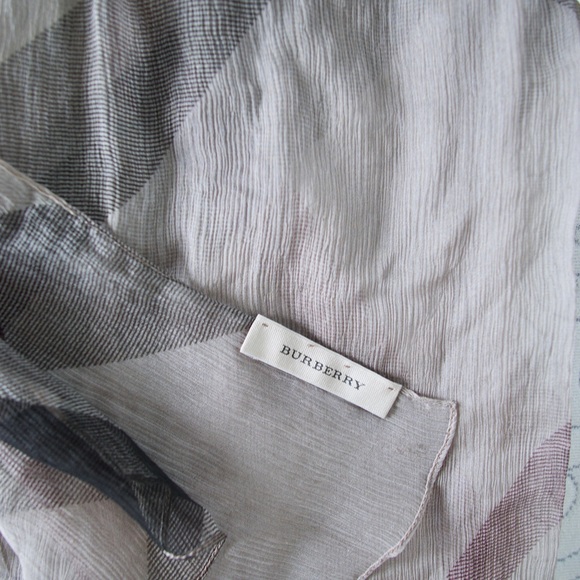 Burberry Plaid Print Scarf - Picture 4 of 4